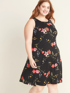 Vestido corto negro floral