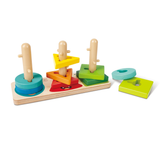 Juguete de actividad de madera con formas.